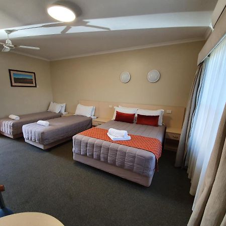 Club Motor Inn Narrabri Ngoại thất bức ảnh
